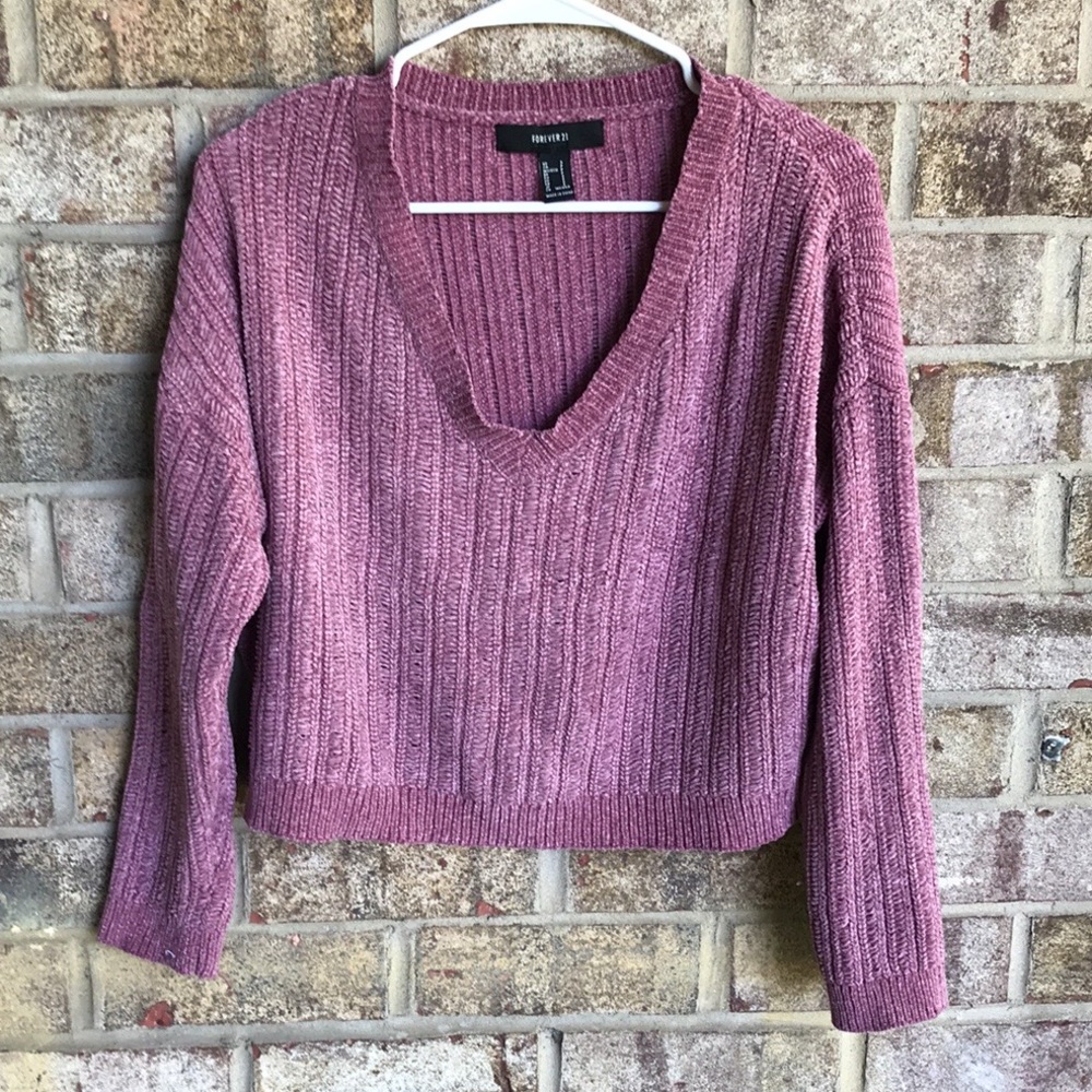 🍓5/$20 Forever 21 sweater!